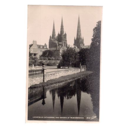 LICHFIELD CATHEDRAL & GARDEN OF REMEMBERANCE, unused postcard RP by W. Scott #