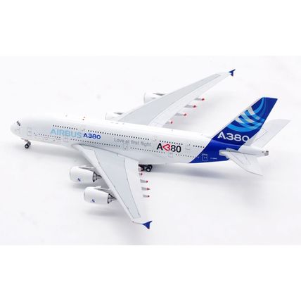 A380-861 AIRBUS INDUSTRIE DETACHABLE GEAR REG: F-WWD - AVIATION 400 AV4188 1/400