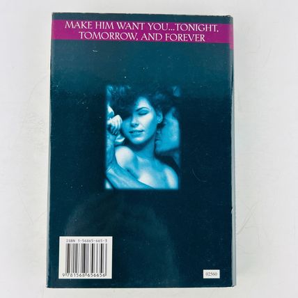 Graham Masterton - Secrets of the Sexually Irresistible Woman Hardcover BCE Book