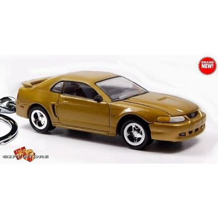 RARE KEYCHAIN 99~2000 GOLD FORD MUSTANG GT~5.0 CUSTOM Ltd Ed. GREAT GIFT