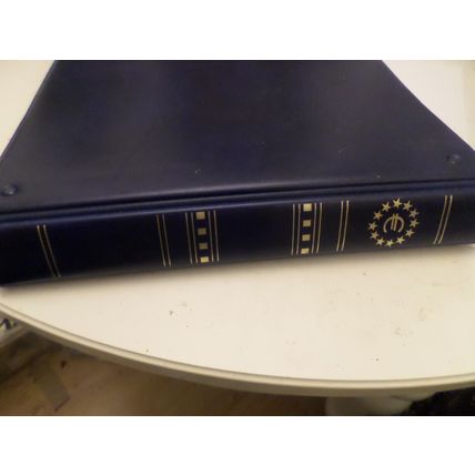 Westminster - Coin Collection Album - for 10 Countries - Places for Pre and Post
