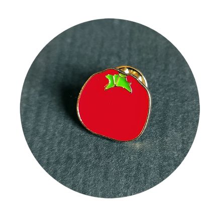 Tomatoe Pin Badge lapel Fruit Vegetable Butterfly back 2 cm x 1.8 cm BA14