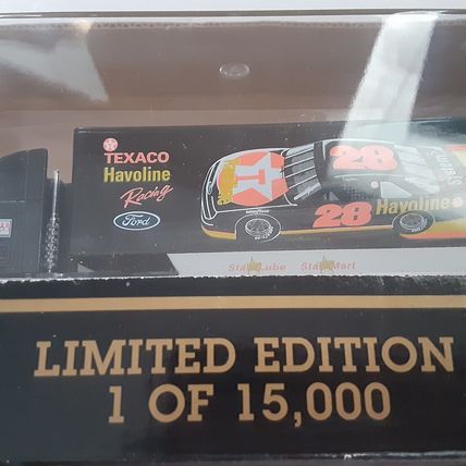 1993 Racing Champions Davey Allison Texaco 1/87 Transporter in Case Vintage