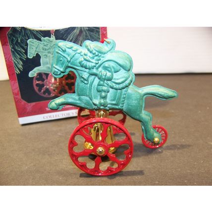 Hallmark Santa Claus Turn of the Century Parade Keepsake Ornament 1997 Diecast