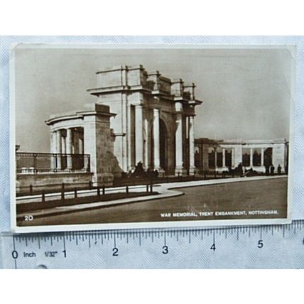 1932 postcard War Memorial, Trent Embankment Nottingham
