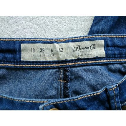 Denim & Co, Ladies ladies Skinny' Denim Jeans, Size 10, inside leg 27"