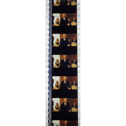 Pk DAU - E - MIX - D 088j . 1 STRIP OF 5 - 35MM FILM CELLS. ( )