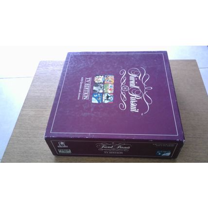 TRIVIAL PURSUIT: TV EDITION (Horn Abbot Int Ltd/Parker) (1992)
