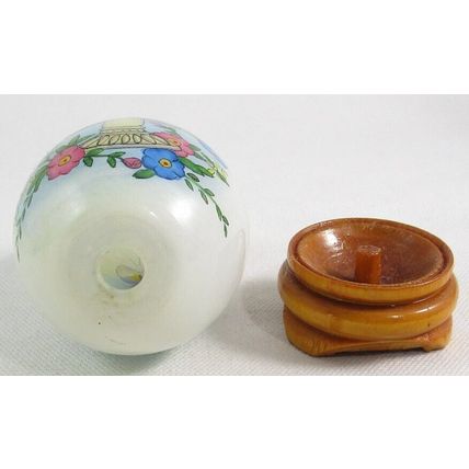 Pre-Owned Collectible Egg with Stand, Birds, Bird Bath, Butterflies & Flowers