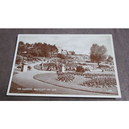 Valentines Postcard - The Gardens, Westcliff on sea - Southend, Essex
