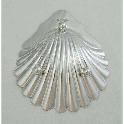 Butter Shell, Antique English Sterling Silver, Mappin & Webb, Sheffield 1903.
