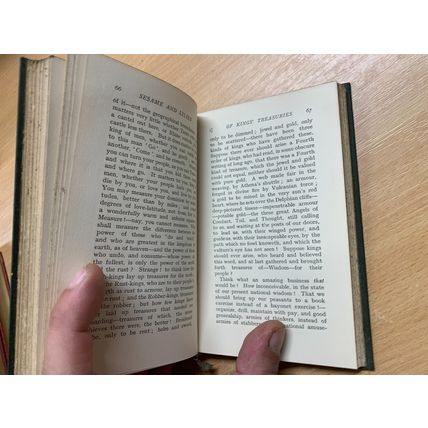 1920 JOHN RUSKIN "SESAME AND LILIES" SMALL ANTIQUE HARDBACK BOOK (P3)