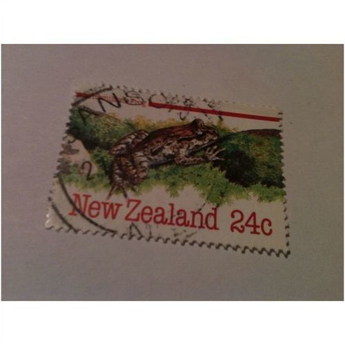 NEW ZEALAND 1984 endangered wildlife 24c USED