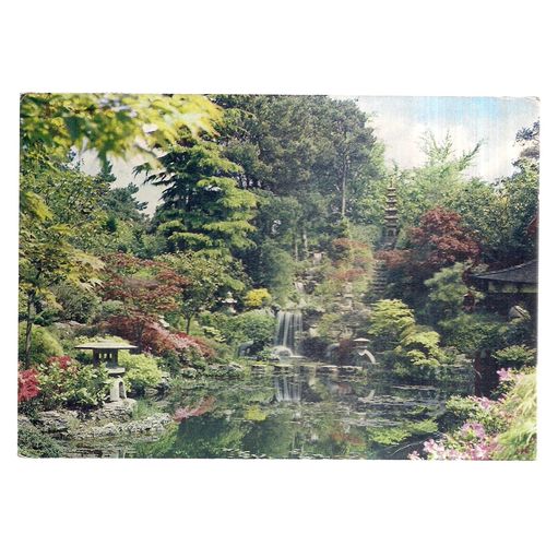 JAPANESE GARDEN, COMPTON ACRES, Poole, Dorset. . used vintage postcard 1976 pm =