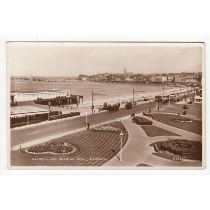 The Gardens and Bathing Pool Margate Postcard RP Kent