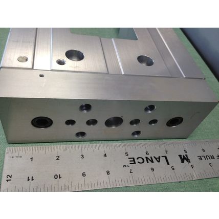 new PHD SKD76 X 50-H1,PNEUMATIC METRIC SLIDE CYLINDER GUIDE,05671356-01 SLD,HC