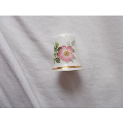 FLOWER FOLIAGE / THIMBLE (16/10) #