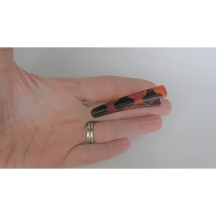 2 1/4 inch black auburn golden acrylic alligator hair clip fine thin hair
