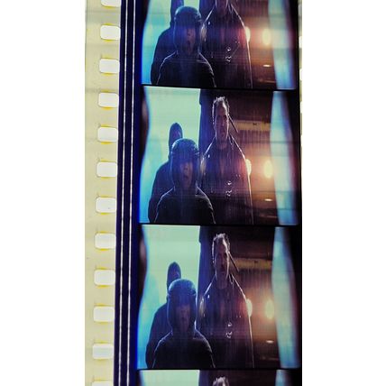 Blade Runner Pk X7P - C060h . - 1 STRIP OF 5 - 35MM FILM CELLS