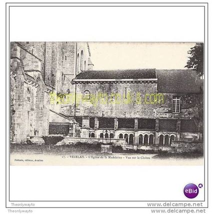 VEZELAY, FACADE DE L'EGLISE DE LA MADELEINE, LE CLOITRE, FRANCE, Postcard
