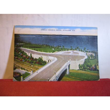 LINCOLN MEMORIAL BRIDGE, MILWAUKEE, WISCONSIN, used vintage postcard 1950 pm =