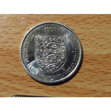 Alan Searer England 1998 Token (e674)