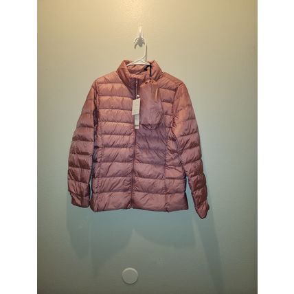 NEW, Women’s Pink Hooded Lightweight Puffer Jacket (S)