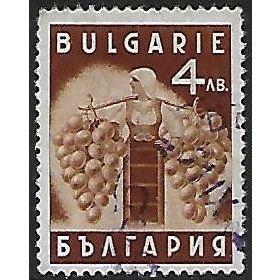 Mi 334: 4 L. brown Agricultural Products: Girl Carrying Grapes.