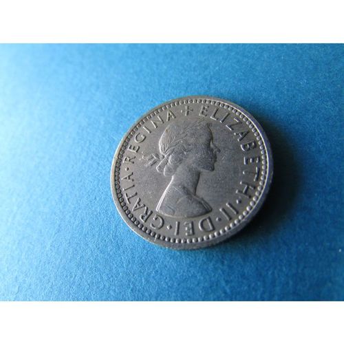 1957 QUEEN ELIZABETH II SIXPENCE - COIN - 2 FREE POST. AJ