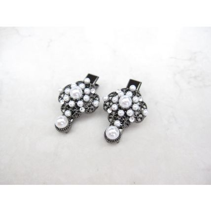 2 small dark silver metal pearl and crystal filigree hair clip for fine thin