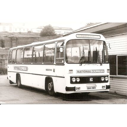 Black & White Photograph of Maidstone & District Motor Services Ltd.- GKK 156V