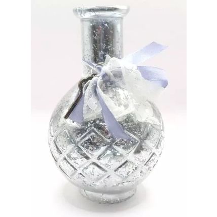 Bud Vase Shabby Chic Antique Silver Colour Grey Bow & Key Charms Glass 15.5 CM