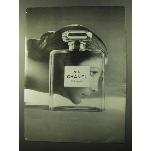 1971 Chanel No.5 Perfume Ad