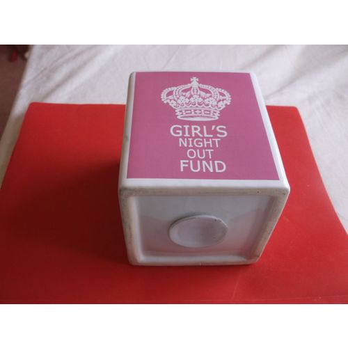 MONEY BOX / GIRLS NIGHT OUT NOVELTY (15/01)
