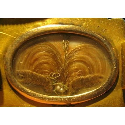 1860's SOLID 14K GOLD MOURNING HAIR WREATH LOCKET BROOCH PIN CIVIL WAR ERA