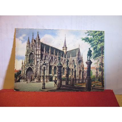 NOTRE DAME DES SABLONS, BRUXELLES, BRUSSELS . unused vintage postcard =
