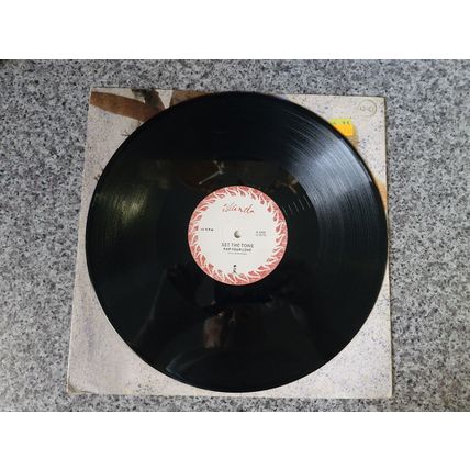 Set The Tone – Rap Your Love (12IS110) 1983 (12" Single)