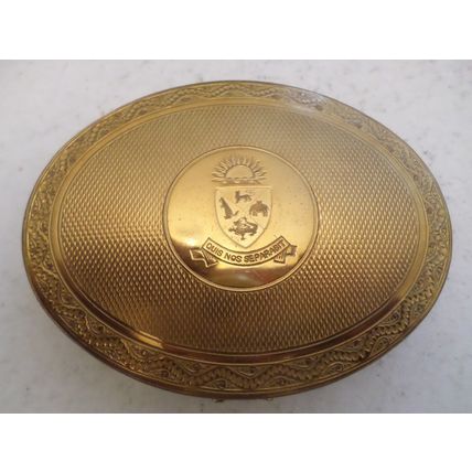 Vintage Powder Compact - oval shape - ouis nos separabit #40