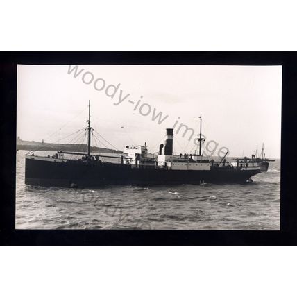 bf1643 - Currie Line Cargo Ship - Foreland Montazah - bt.1919 - B Feilden photo