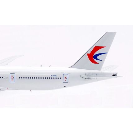 B777-39PER CHINA EASTERN AIRLINES B-2025-AVIATION 400 AV4300 1/400 PRE ORDER