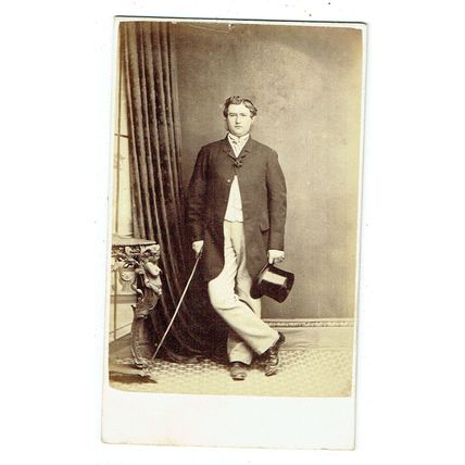 Victorian cdv photo man top hat & cane Knightsbridge photographer