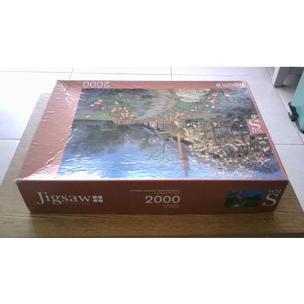 COTTAGE, EASTNOR, HEREFORDSHIRE Jigsaw Puzzle (2000 Piece) W H Smith.