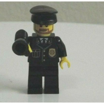 GENUINE LEGO CITY 2 POLICEMAN IN VERY GOOD CONDITION (PRE LOVED)
