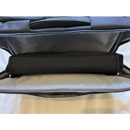 Techair Urban Universal 15.6 inch Laptop & Business Shoulder Bag - Black