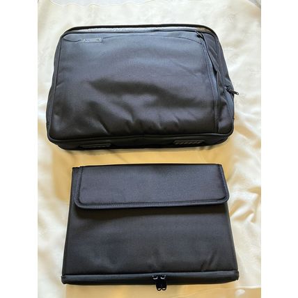Techair Urban Universal 15.6 inch Laptop & Business Shoulder Bag - Black