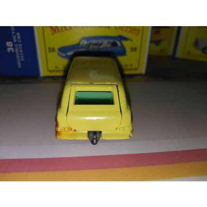Matchbox - No38 Vauxhall Victor Estate