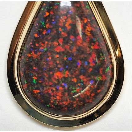 03912.0 - 14 Kt Yellow Gold pendant 30x15 mm With Treated Australian Opal Matrix