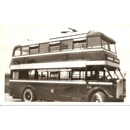 Black & White Photograph of Southend Corporation Transport - JN 2114