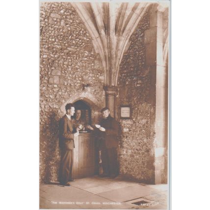 The Wayfarers Dole St Cross Winchester Hampshire Postcard (QHAM332)