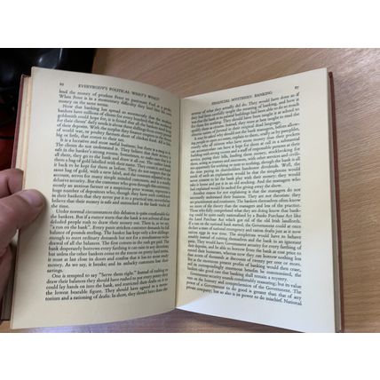 1945 BERNARD SHAW "EVERYBODY'S POLITICAL WHAT'S WHAT?" HARDBACK BOOK (P4)